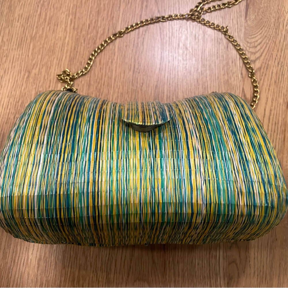 Elegant Multicolor Striped Shoulder Bag with Gold Chain